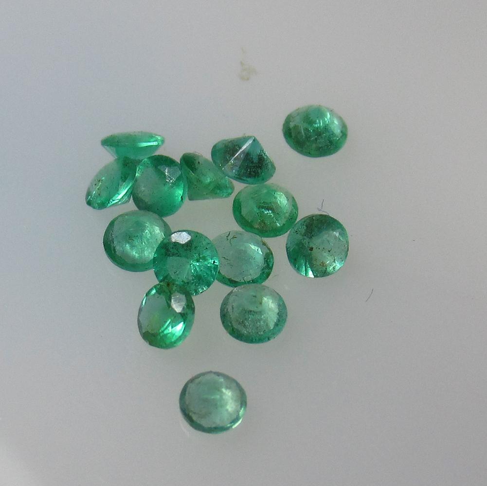 0.97 Ct Natural 14 Zambian Emerald  Round Diamond Cut (1 of 2)