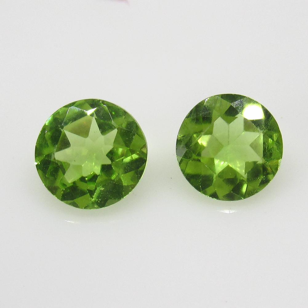 2.62 Ct Natural Pakistan Peridot Round Pair (1 of 2)