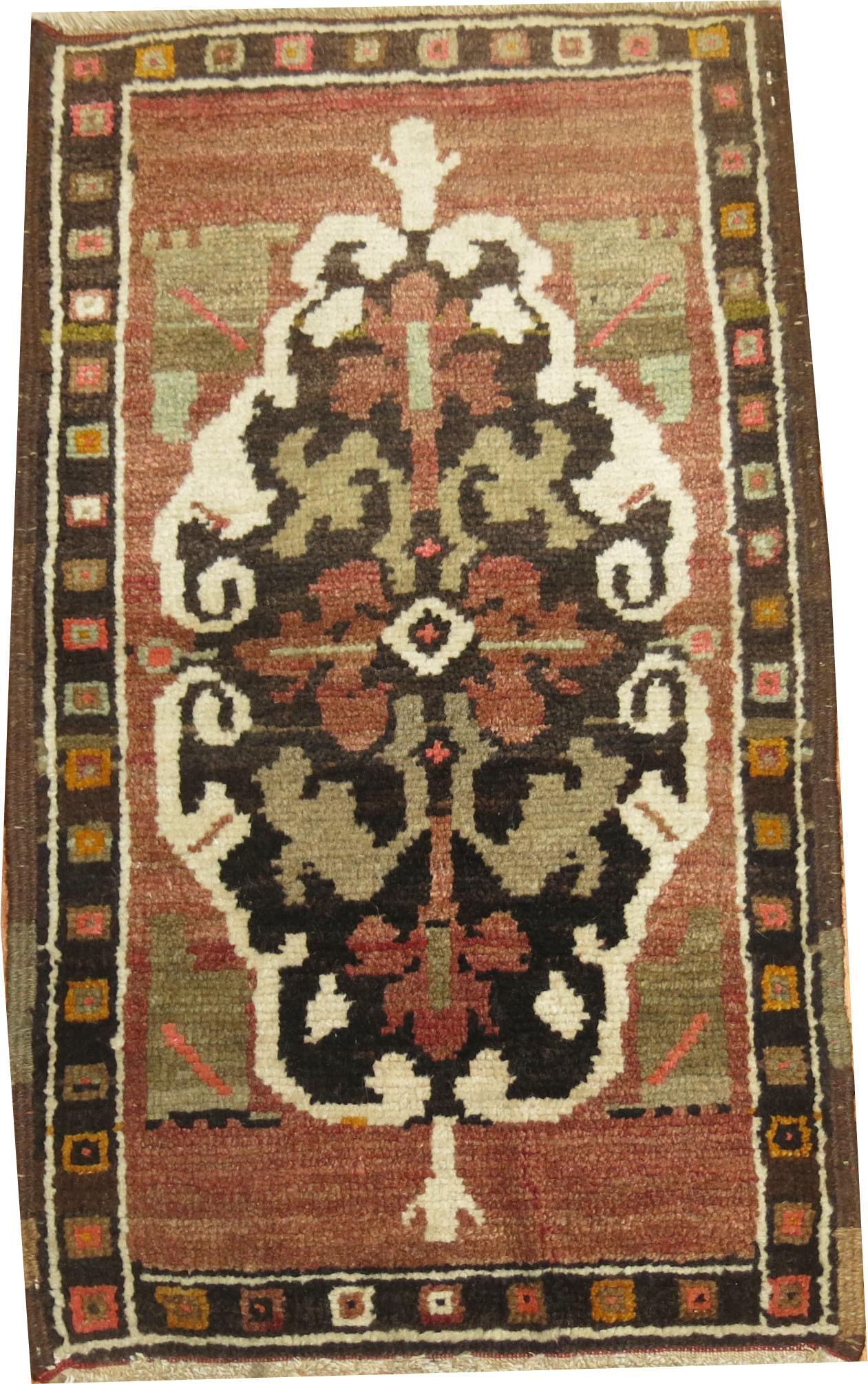 Antique Turkish Rug: Details rug no. y1228 size 1' 8" x 2' 9" (51 x 84 cm) rug type Turkish size / category Yastiks
