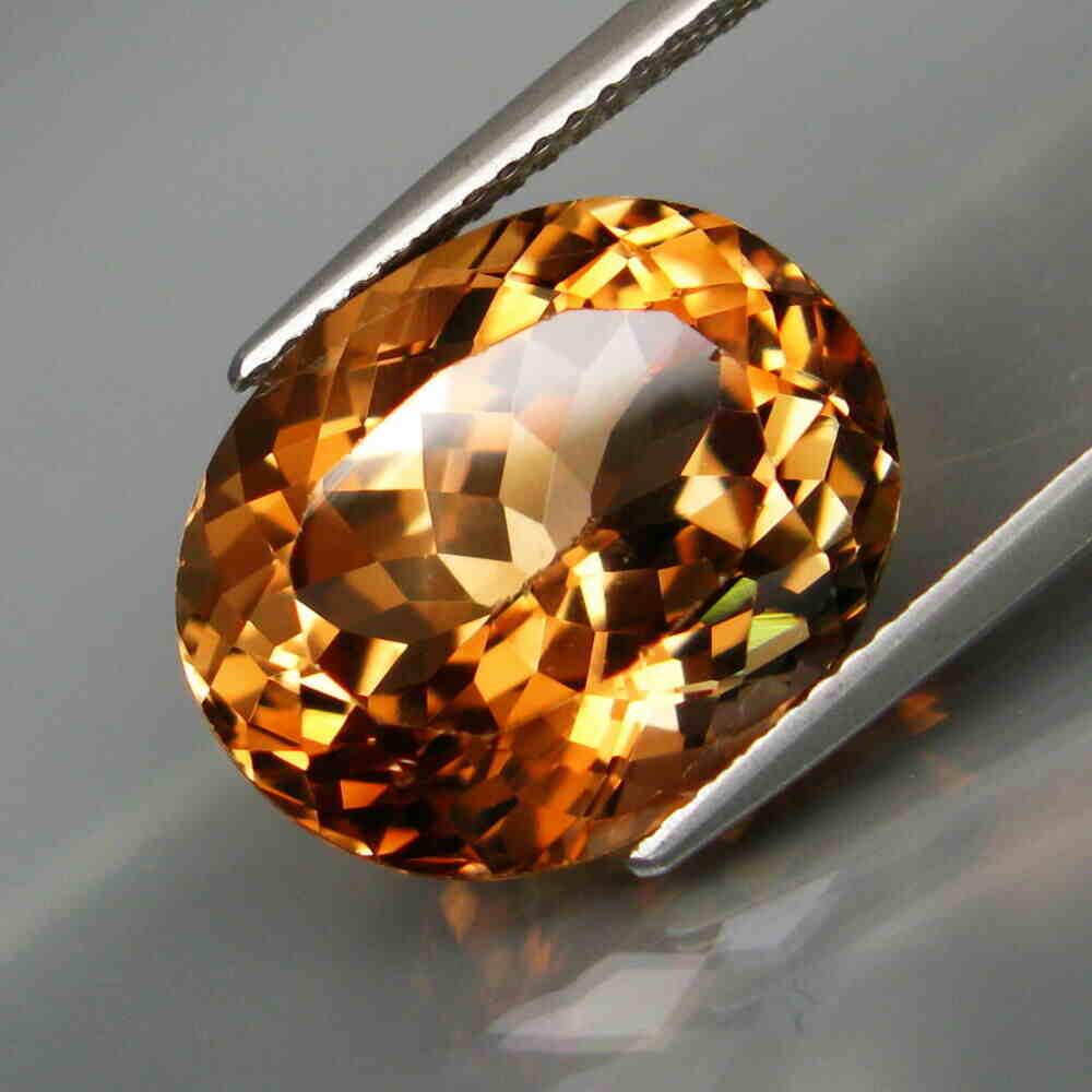 12.54 ct natural imperial topaz (1 of 1)