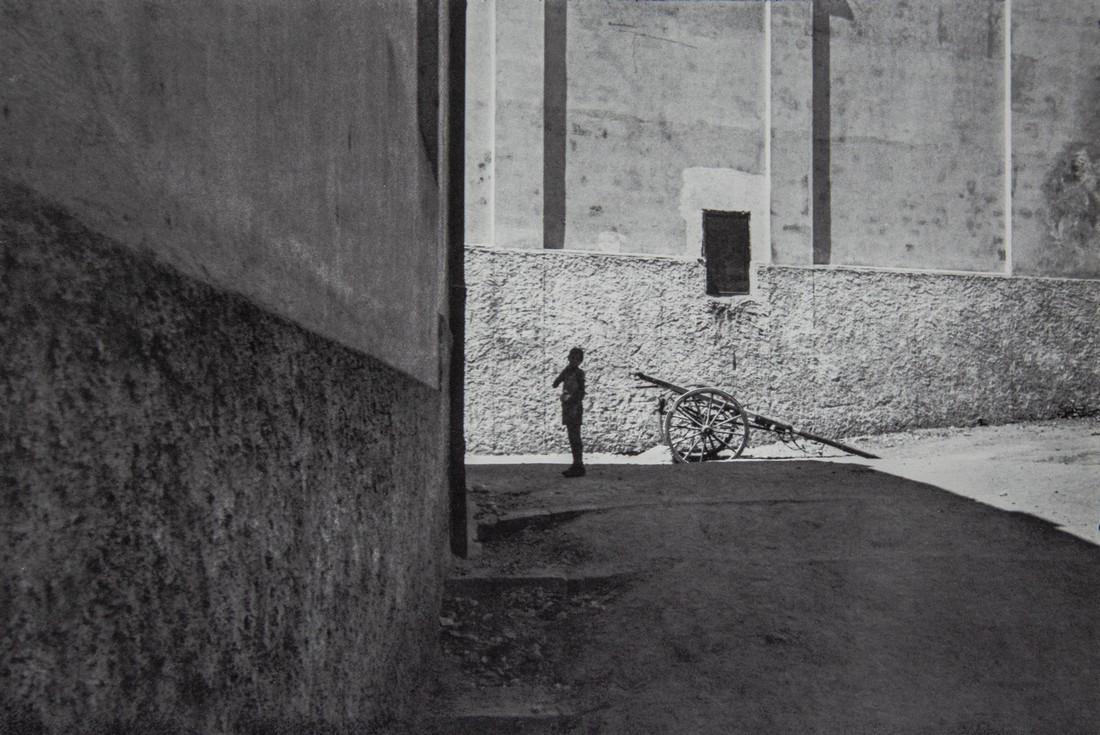 Henri Cartier-Bresson, Salerno, Italy, 1953: Artist: Henri Cartier-Bresson Title: Salerno, Italy, 1953 Medium: Photo Litho, 1979, USA Dimensions: 10.15x6.95" Additional Information: Heat Wax Mounted on 11x14" Conservation Board Artist Bio: Henri