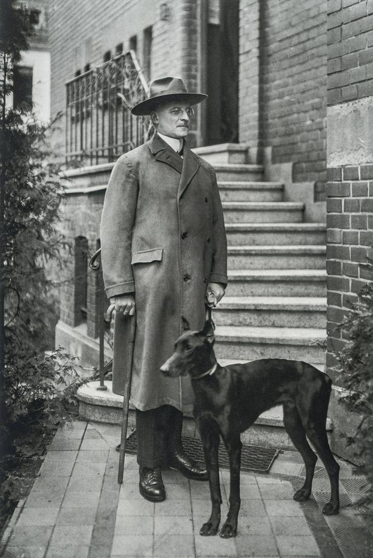 August Sander, Notary, Cologne, 1924 (1 of 1)