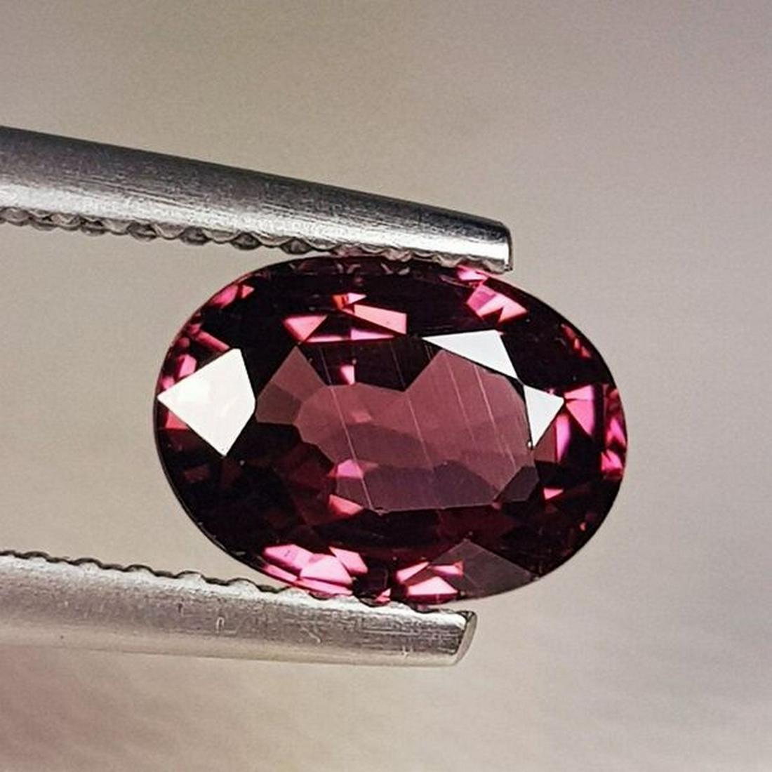 Natural Rhodolite Garnet Oval Cut 1.68 ct: No Reserve! Title: Natural Rhodolite Garnet Oval Cut 1.68 ct Color/Clarity: VVS - VS Gemstones: Gemstones Carat Weights: 1.68 Size/Dimensions: 8.00 x 5.90 x 3.90 Additional Information: Oval - Burma S
