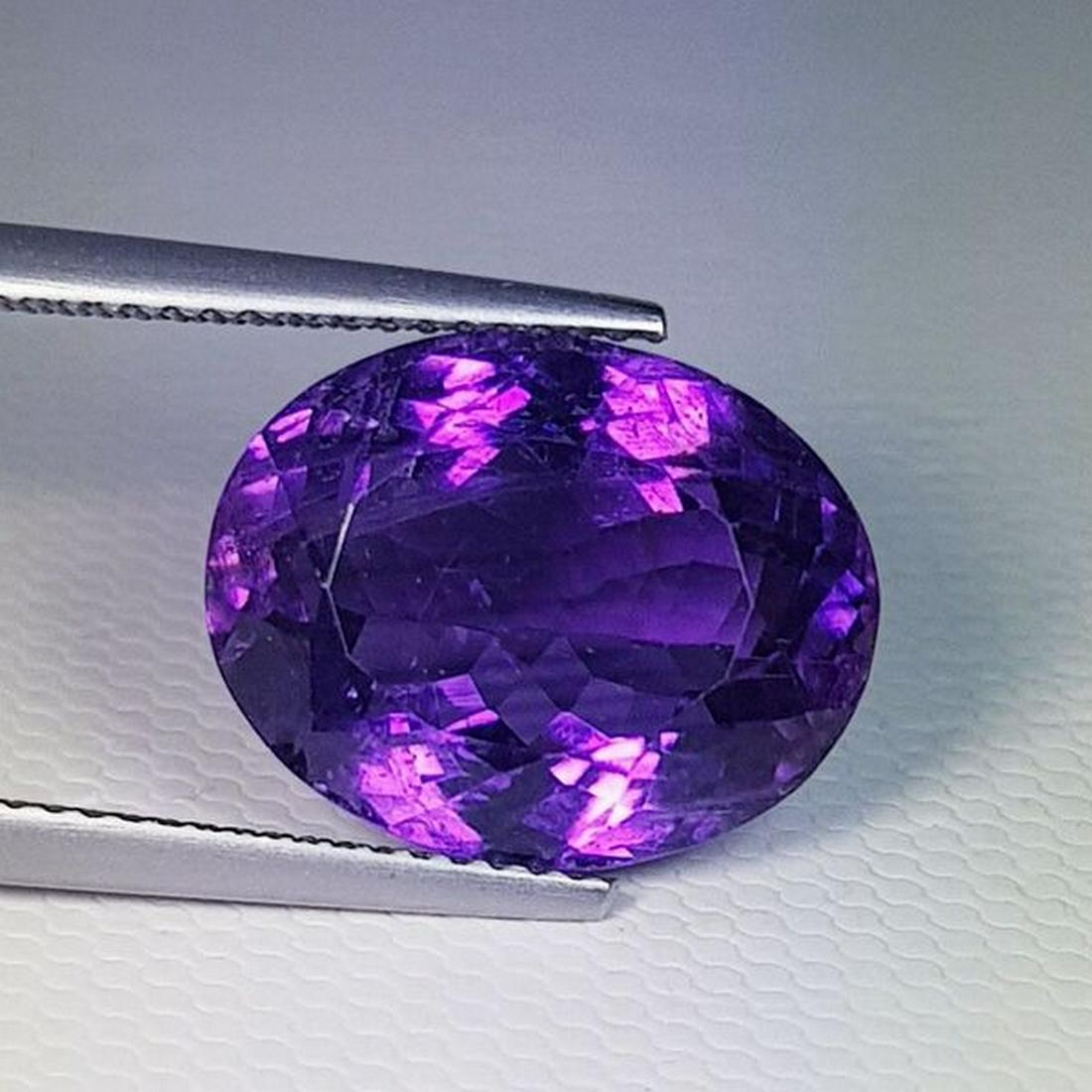 Natural Amethyst Oval Cut 11.05 ct (1 of 6)