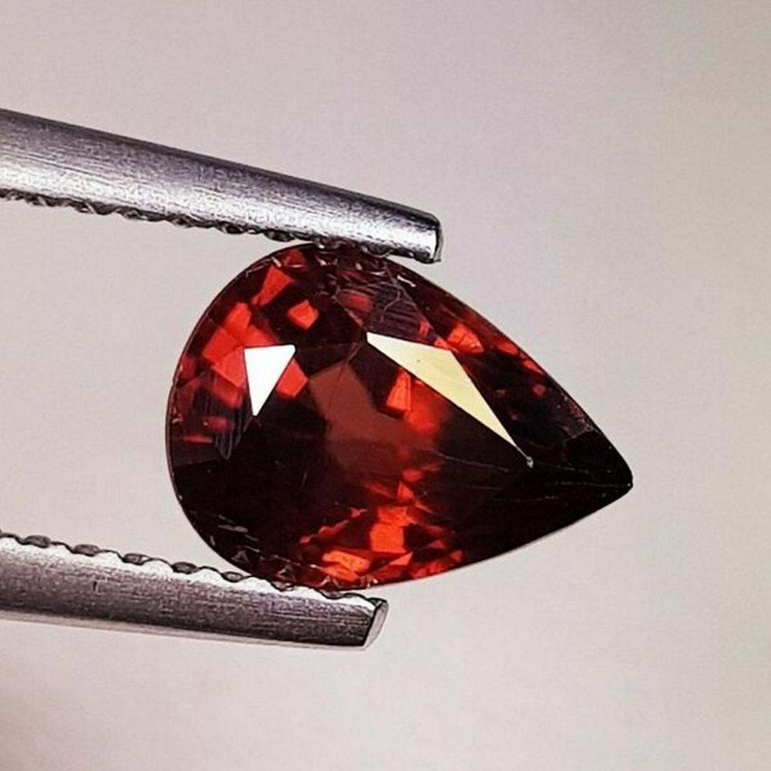 1.78 ct Natural Zircon Pear Cut: No Reserve! Title: 1.78 ct Natural Zircon Pear Cut Color/Clarity: VVS Gemstones: Loosegemstone Carat Weights: 1.78 Size/Dimensions: 8.00 x 5.90 x 4.20 Additional Information: Pear - Cambodia Shipping: