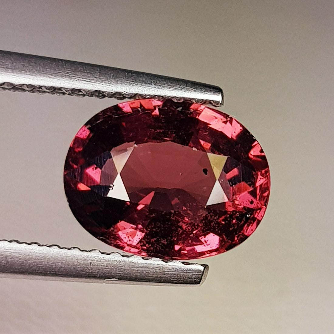 Natural Rhodolite Garnet Oval Cut 2.27 ct: No Reserve! Title: Natural Rhodolite Garnet Oval Cut 2.27 ct Color/Clarity: VVS - VS Gemstones: Gemstones Carat Weights: 2.27 Size/Dimensions: 8.90 x 6.90 x 4.30 Additional Information: Oval - Burma S