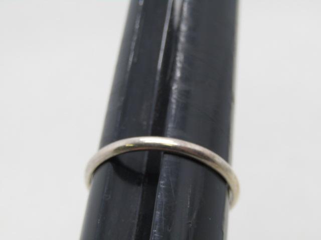 Vintage Sterling Silver 2mm Band, Ring, Size 10.5, 1.40: Sterling Silver 2mm band/ring, wedding band. Stackable with other rings plus I have two of these at the time of the listing. Weight per ring is appx. 1.40gr. It is signed .925 LT Thailand. This came f