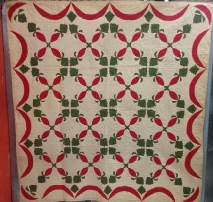 AN UNCOMMON PINEAPPLE OR THISTLES ANTIQUE QUILT UNUSUAL (1 of 5)