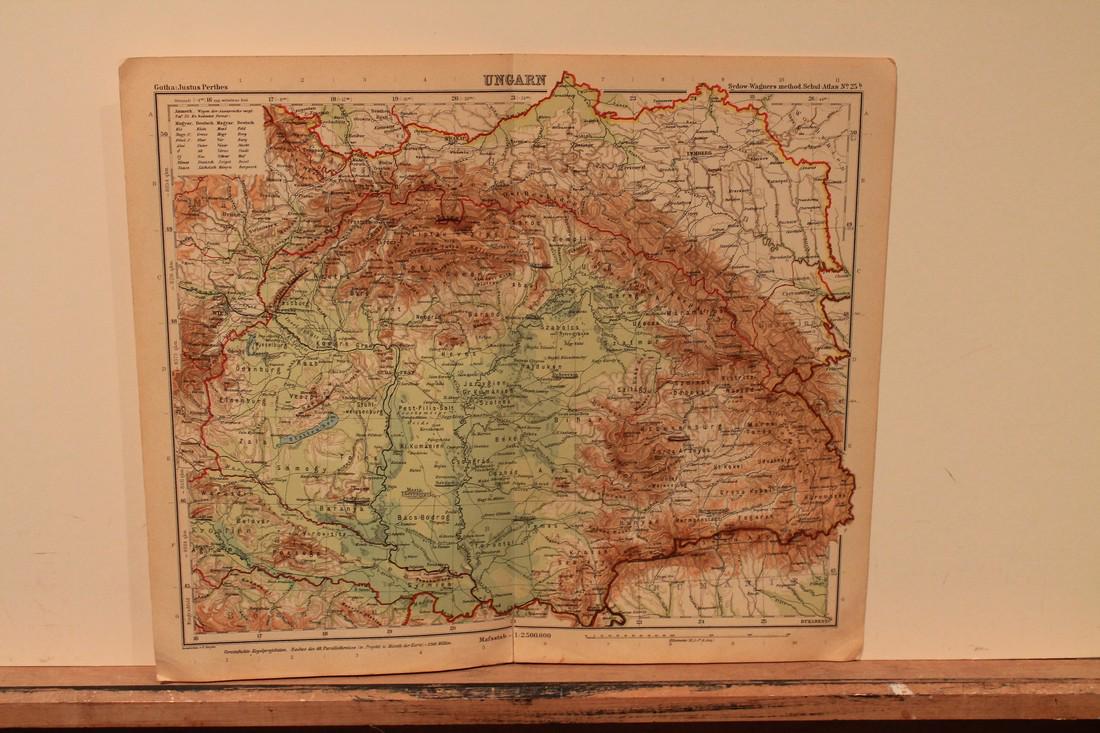 1913 Map of Hungary (1 of 3)