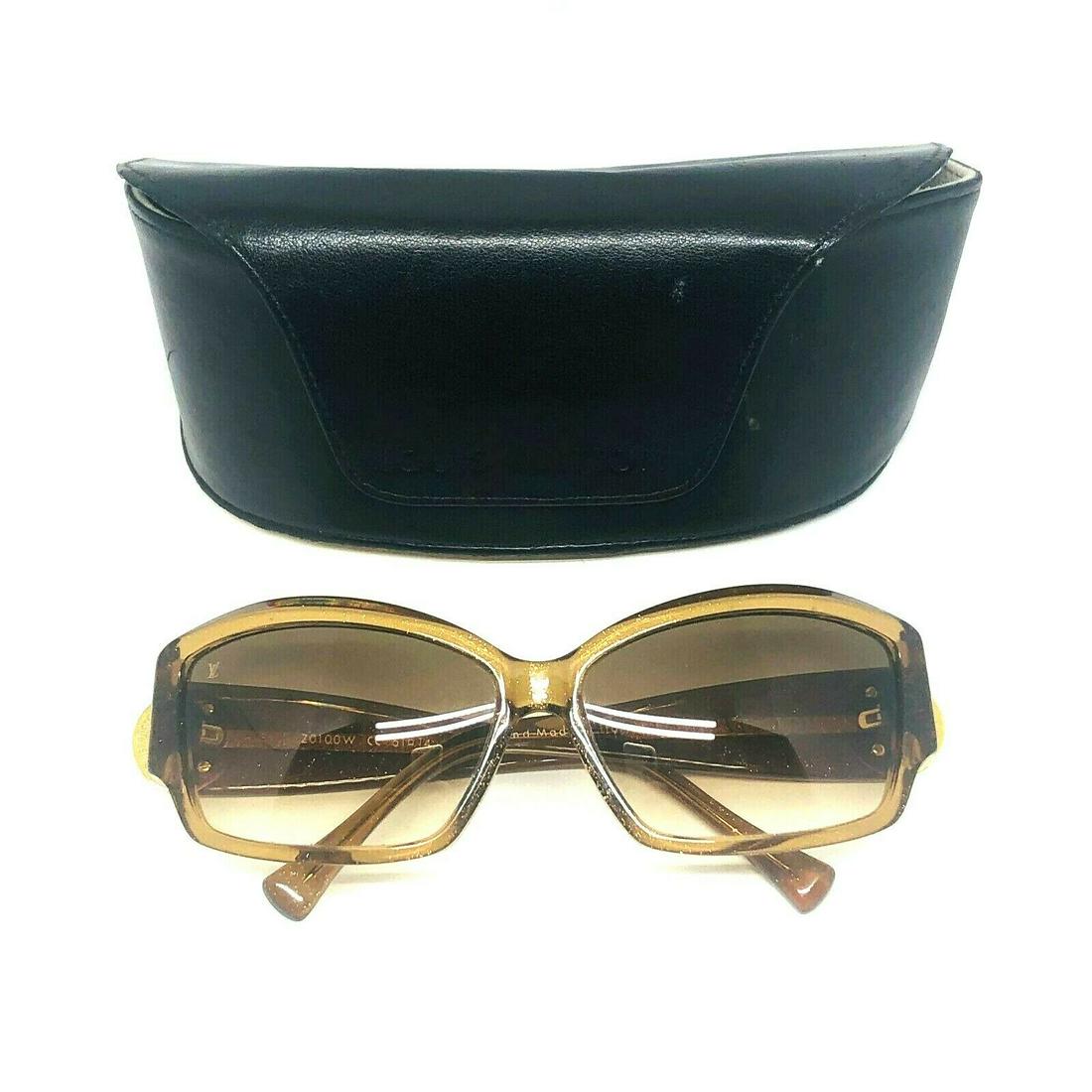 Louis Vuitton Brown Gold Glitter Square Sunglasses w/: DK Sterling Silver Double Eagle Brooch This is for any collector. The weight is 15.8 grams. The length is 1 3/8 inches. The height is 2 1/5 inches. This is in great condition. Reserve: $206.50 Shippin