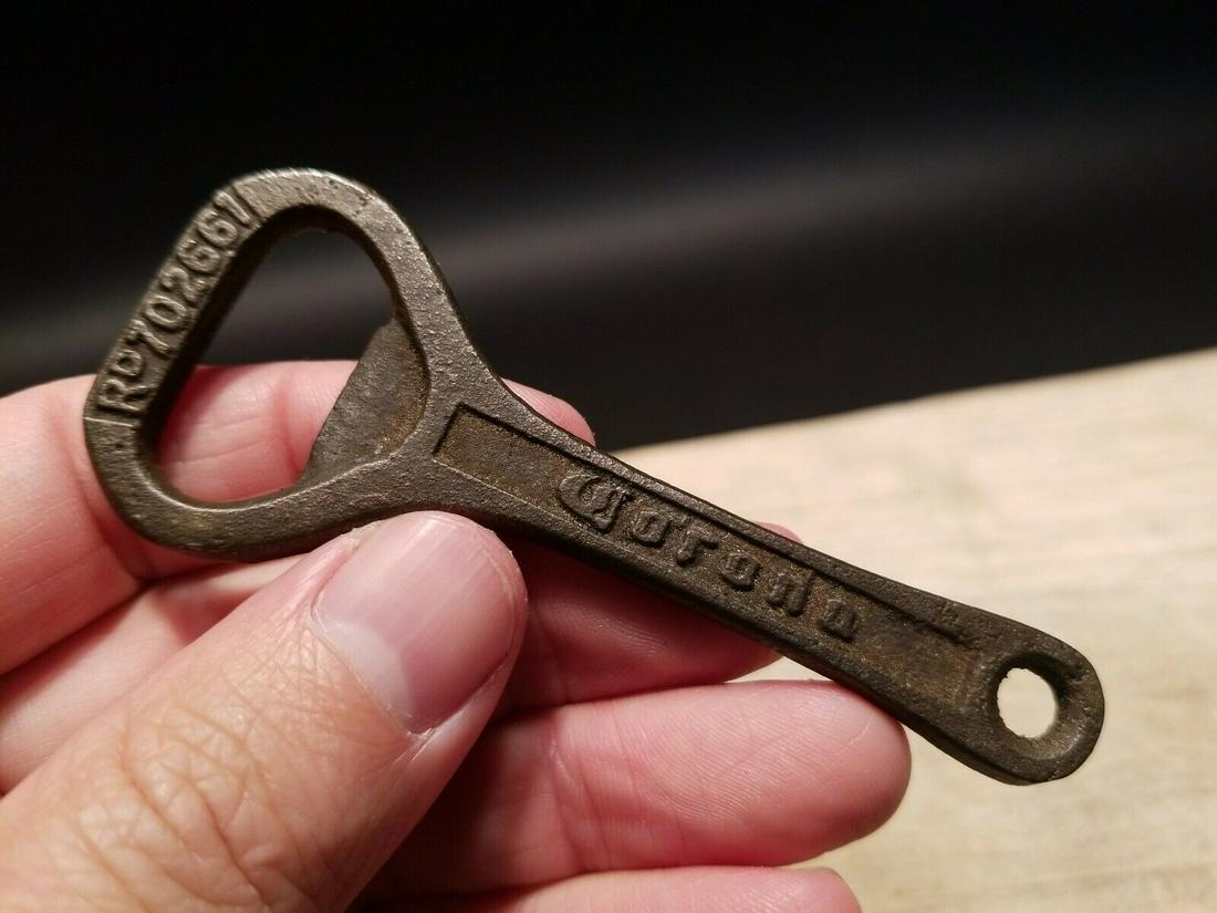 Cast Iron Corona Beer Bottle Opener 1925: 3 1/2" x 1 3/8" wide Well made reproduction antique iron "Corona 1925" Bottle Opener Reserve: $15.00 Shipping: Domestic: Flat-rate of $5.00 to anywhere within the contiguous U.S. International: Foreig