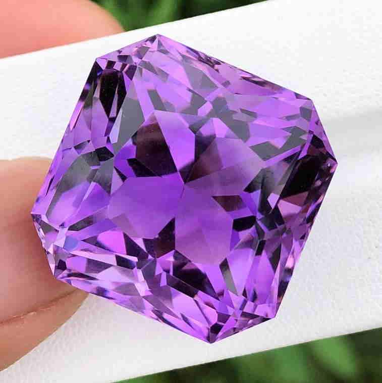 79 Carats Natural Fancy Cut Purple Amethyst ~ 25x25x21 (1 of 5)