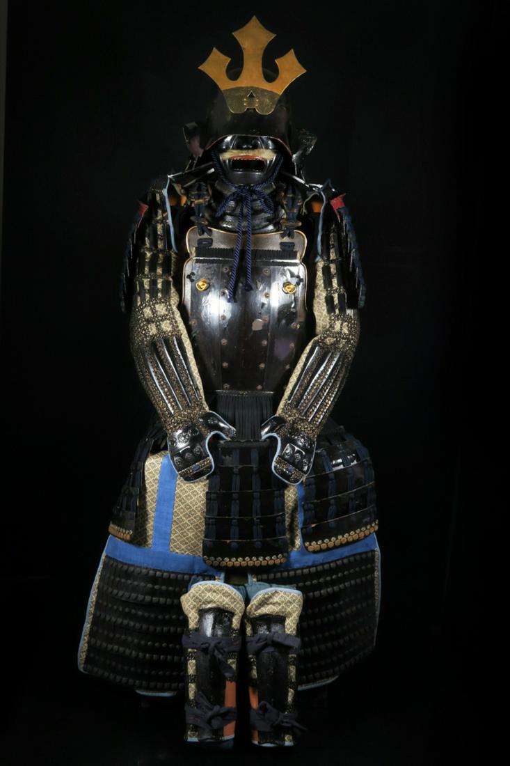 Authentic Japanese Samurai Armor: Title: Authentic Japanese Samurai Armor Description: this is a mighty Yoroi made in Meiji period. an impressive Yoroi This is the best way to describe it. Details are truly gorgeous a yoroi to cherish