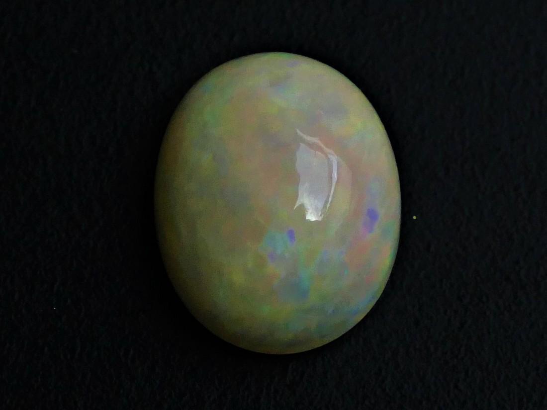 OPAL WELO 2.28 ct **PLAY OF COLOR EFFECT** (1 of 1)