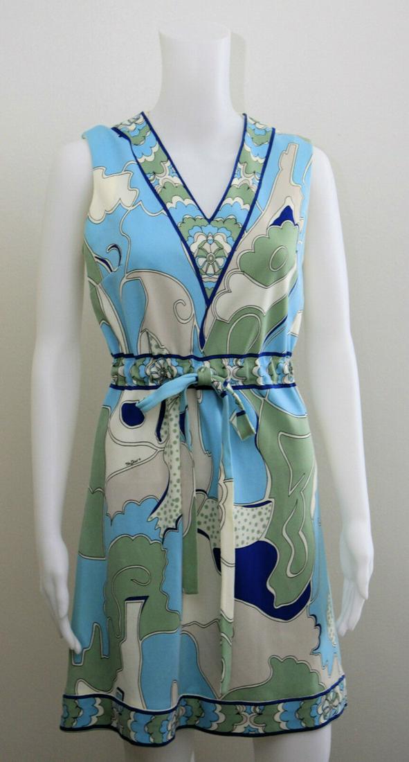 MR. DINO NEW YORK PARIS FLORENCE SIZE 10 C.1970 VINTAGE: NH10-JUT STYLISH VINTAGE AUTHENTIC MR.DINO DRESS SIZE: 10 LENGTH - 34 1/2'' WAIST - 30-31'' WITH A BELT CHEST - 38'' HIPS - 38'' ZIPPER IN THE BACK NO LINING THICK MATERIAL HAND WASH ONLY COLOR