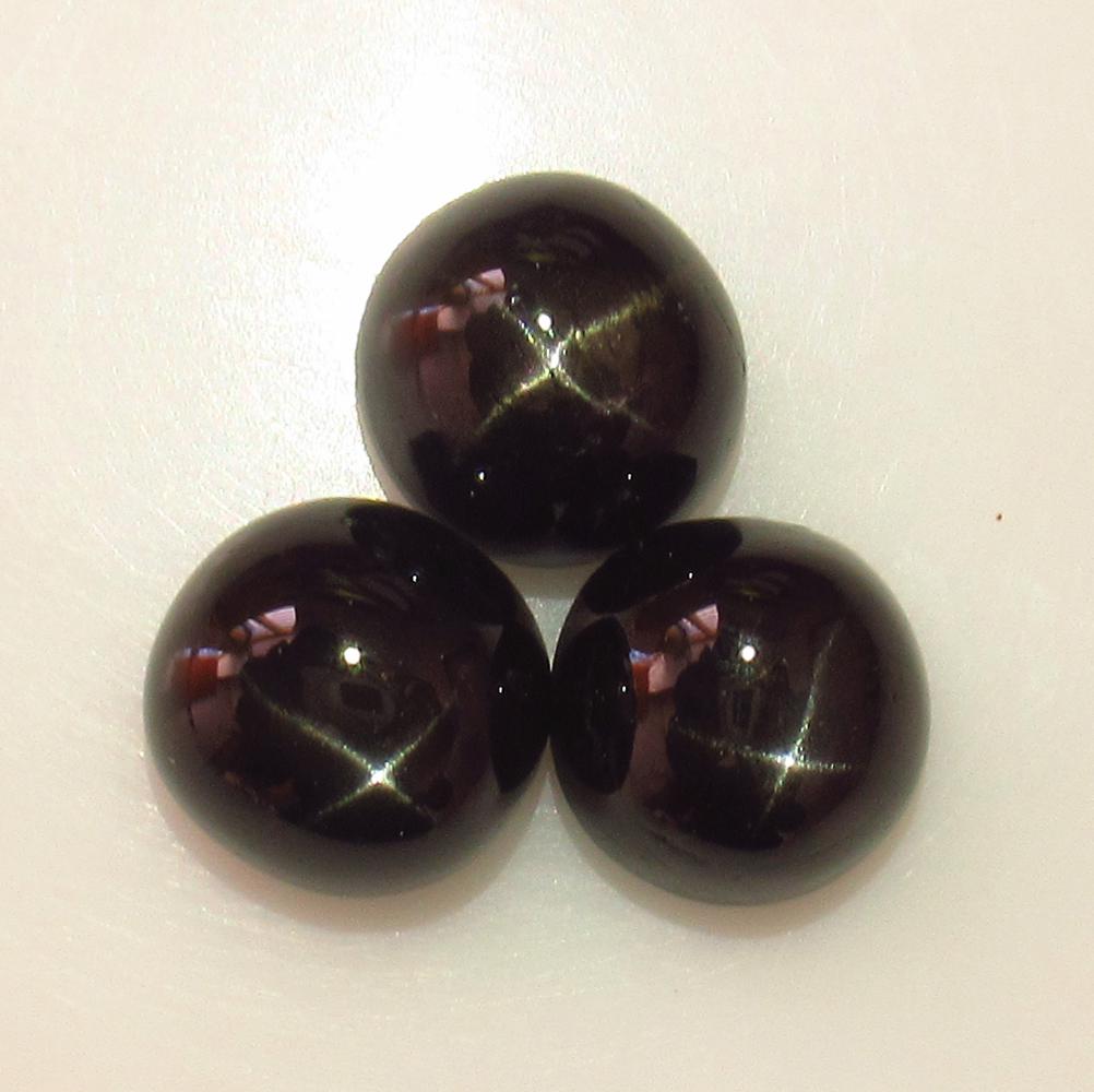 12.81 Ct Natural 3 Sharp Line Black Diopside Round Set (1 of 2)