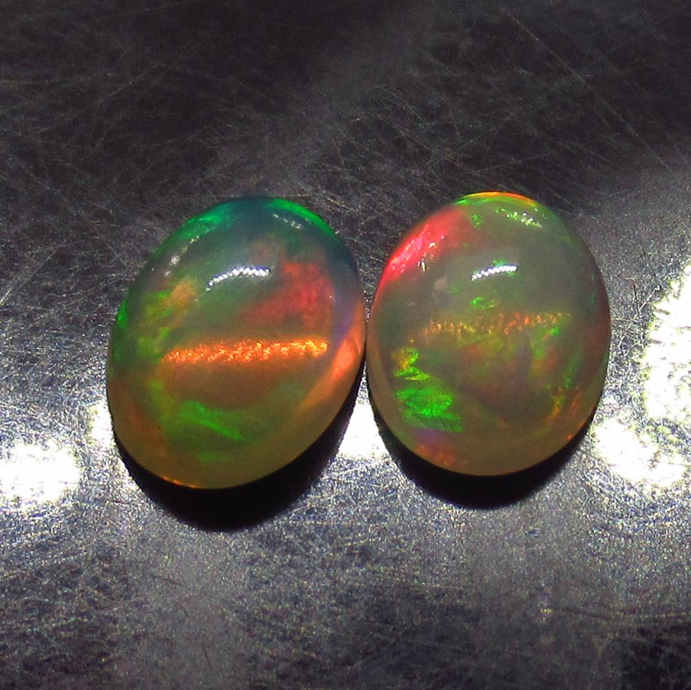 1.79 Ct Natural Ethiopian Multi-Color Fire Opal Oval (1 of 3)