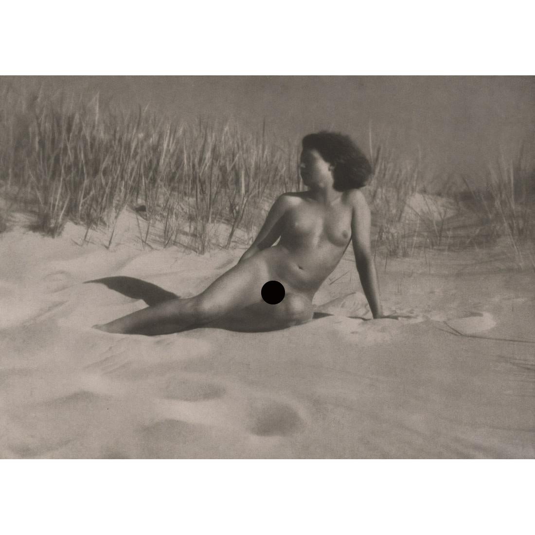 BRUNO SCHULTZ - Nude: Artist: BRUNO SCHULTZ Print Title: Nude Medium: Tipped in Vintage Photo-engraving on Vellum Printing date: 1940 Printed in Germany Image Size: 8.5 x 11.5 inches From an incredible loose folio printed 