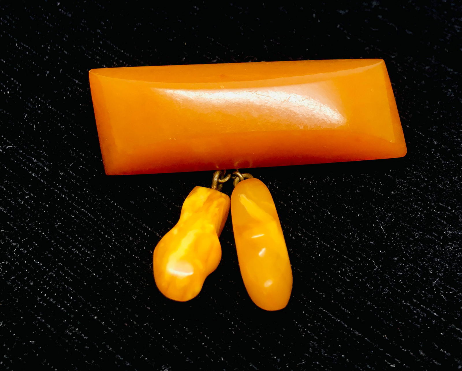 Exquisite Amber Brooch (1 of 11)