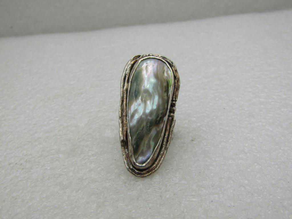 Vintage .950 Silver Southwestern Abalone Ring, Sz. 6.5: Vintage .950 Silver Southwestern Abalone Ring, Sz. 6.5. It is marked .950 making the silver content higher than sterling silver which is .925. It is not signed by the maker. Huge statement Native Amer