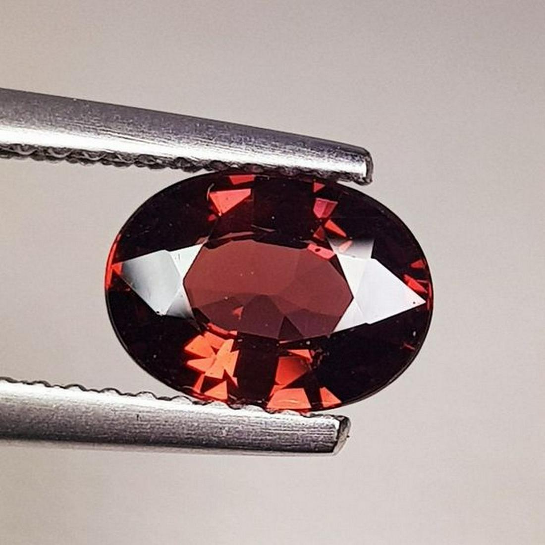 Natural Rhodolite Garnet Oval Cut 1.45 ct: No Reserve! Title: Natural Rhodolite Garnet Oval Cut 1.45 ct Color/Clarity: VVS - VS Gemstones: Gemstones Carat Weights: 1.45 Size/Dimensions: 8.00 x 5.80 x 3.50 Additional Information: Oval - Burma S