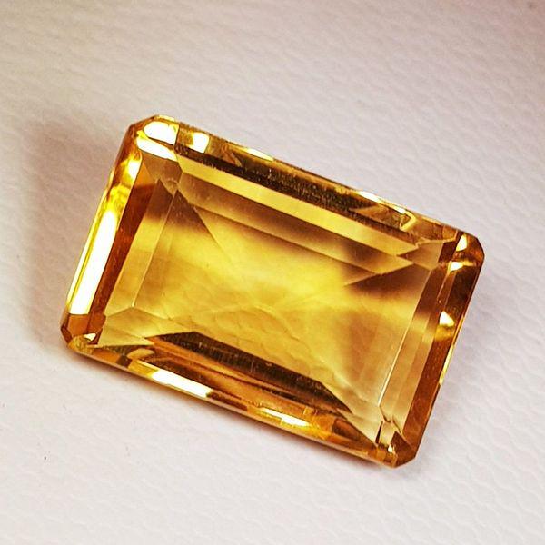 Natural Citrine Emerald Cut 10.55 ct (1 of 6)