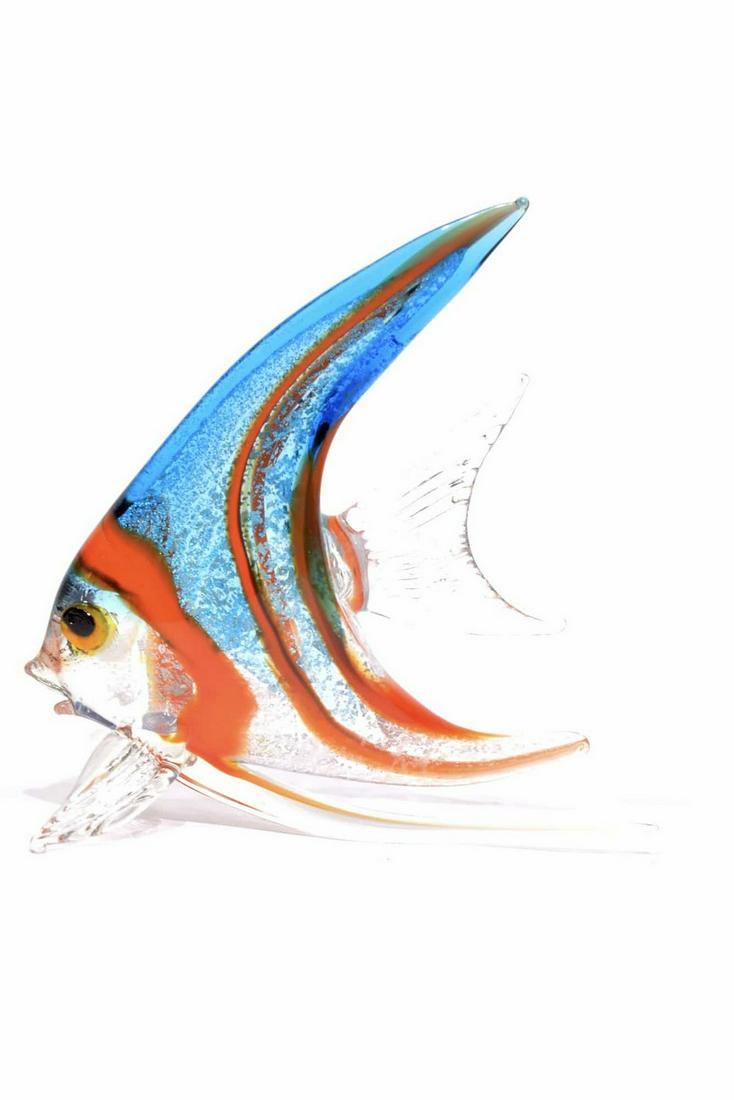 Murano glass Tropical Fish: Title: Murano glass Tropical Fish Maker: Frare Dario Origin: Murano Date/Period: 2020 Materials:Glass Size:H. 11 cm, L. 11 cm, P. 120 grams Description:Murano glass Tropical fish , made by glass maste