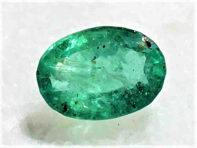 EMERALD 0.78 ct **CERTIFIED IGI** (1 of 2)