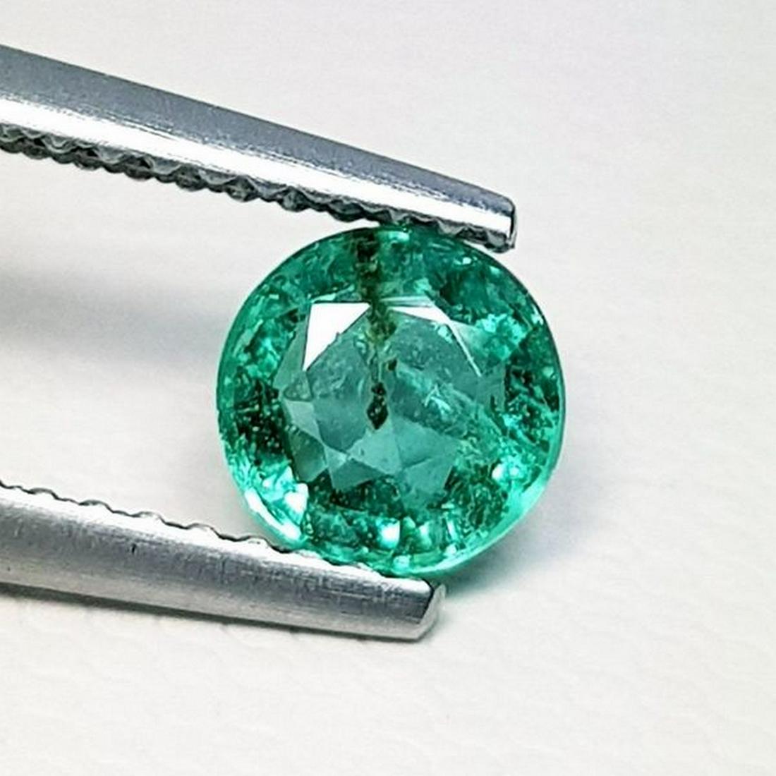 Natural Emerald Round Cut 0.75 ct (1 of 5)