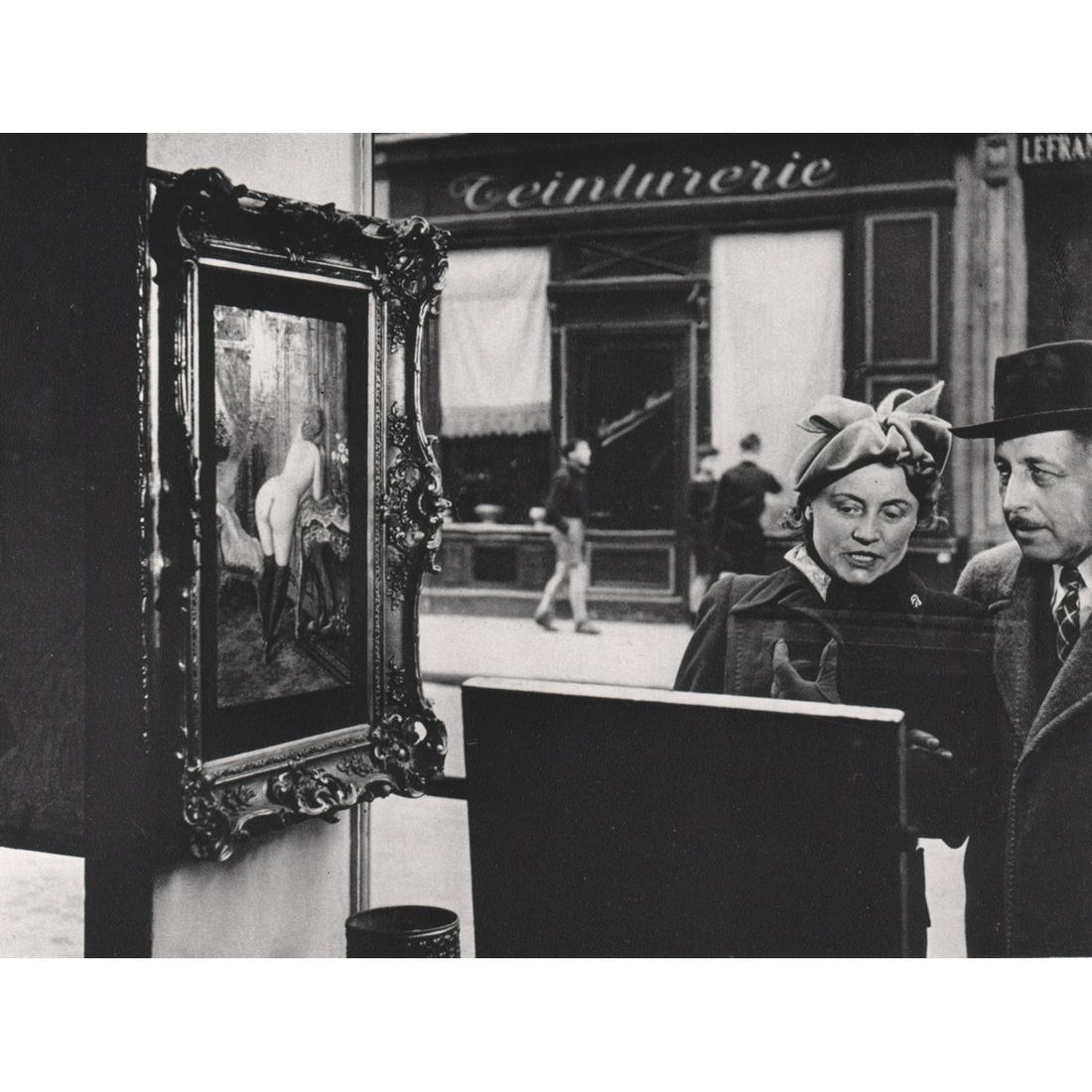 ROBERT DOISNEAU - Sidelong Glance, 1948: Artist: ROBERT DOISNEAU Print Title: Sidelong Glance, 1948 Medium: Sheet-fed Gravure Printing Date: 1970's Printed in France Image Size: 5.25 x 7 inches Robert Doisneau (1912-1994) was a French photog