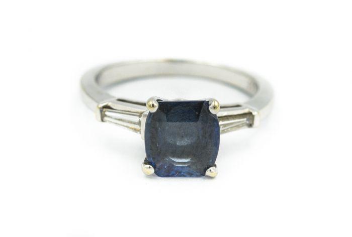 Estate 1960's White Gold Sapphire and Diamond Ring (1 of 7)