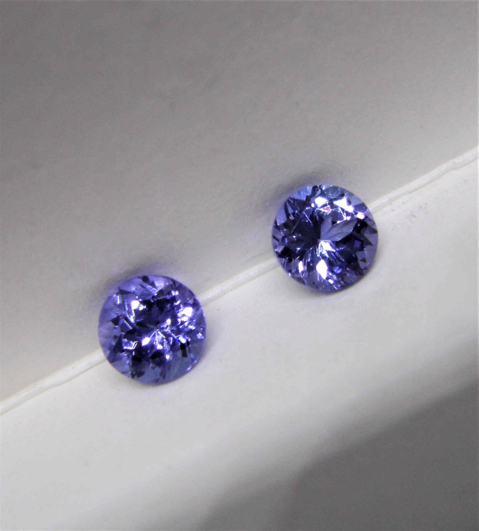 Tanzanite Round Pair - 1.20 ct (1 of 6)
