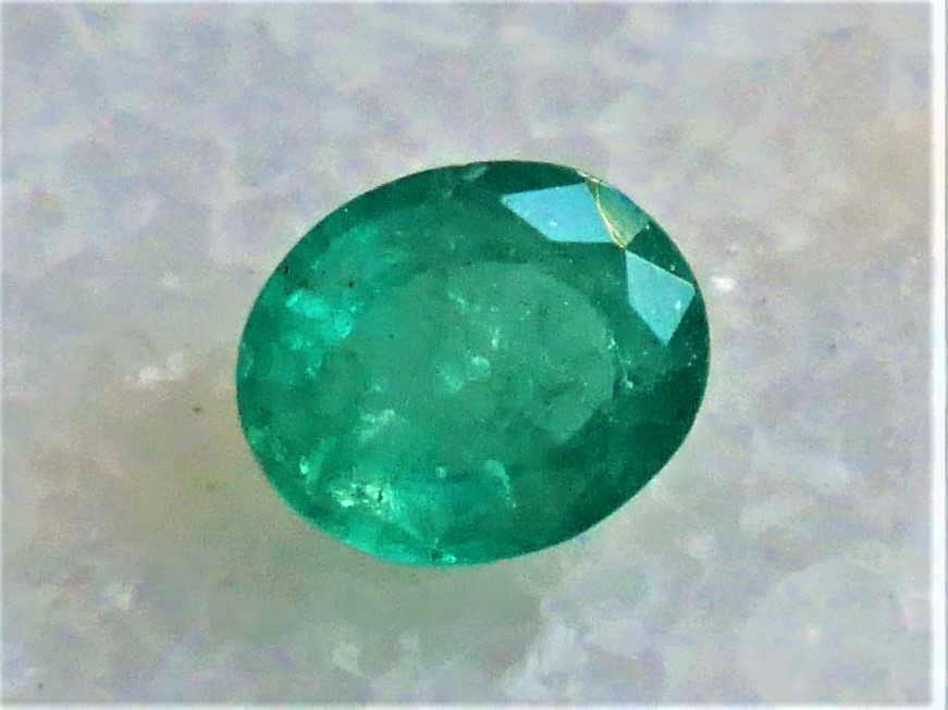 COLOMBIAN EMERALD **CERTIFIED IGI** (1 of 2)
