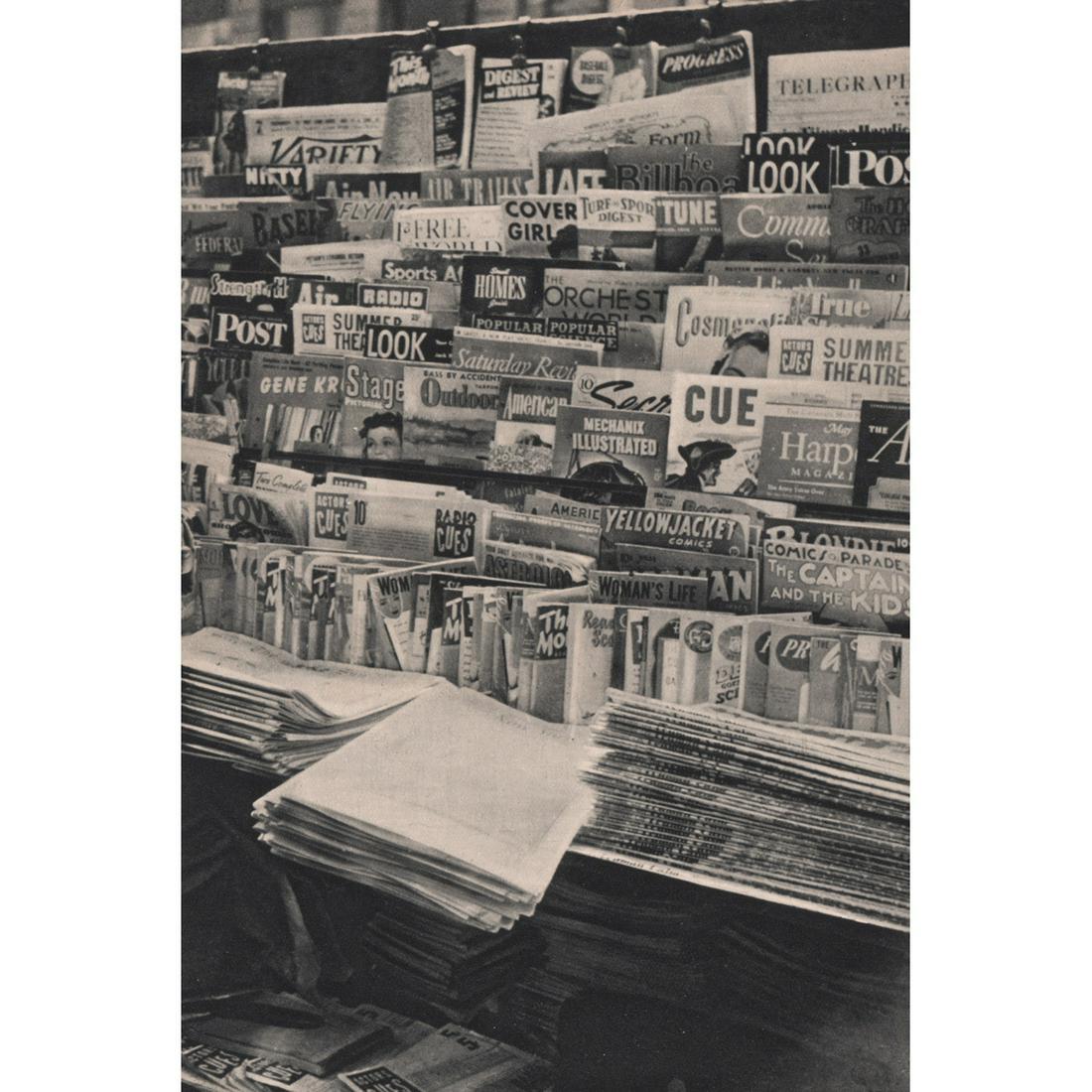 HENRI CARTIER-BRESSON - Journalisme: Artist: HENRI CARTIER-BRESSON Print Title: Journalisme Medium: Sheet-fed Gravure Printing Date: 1940s Printed in France Image Size: 8.25 x 5.5 inches Henri Cartier-Bresson(1908-2004) was a French phot