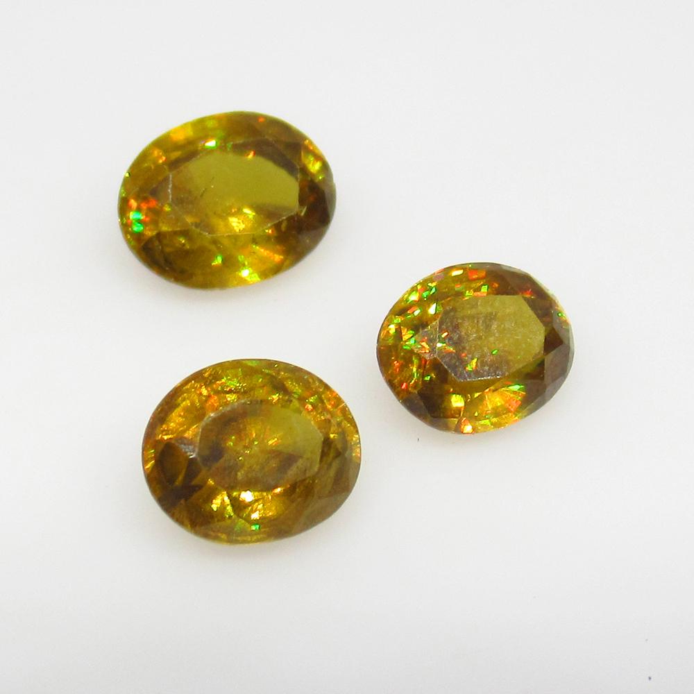 3.20 Ct Natural 3 Sphene Oval Set (1 of 2)