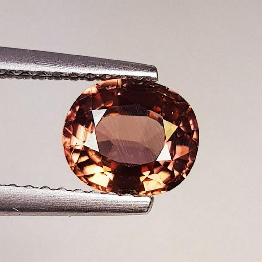 1.80 ct Natural Zircon Oval Cut: No Reserve! Title: 1.80 ct Natural Zircon Oval Cut Color/Clarity: VVS Gemstones: Loosegemstone Carat Weights:1.8 Size/Dimensions:7.30 x 6.30 x 3.50 Additional Info:Oval - Cambodia Shipping: Worldwide: