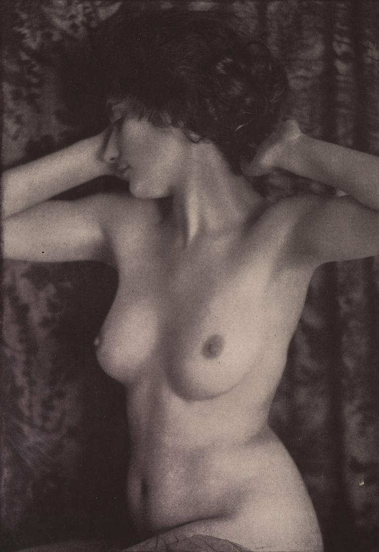 BERTRAM PARK & YVONNE GREGORY - Composure: Artist: BERTRAM PARK & YVONNE GREGORY Print Title: Composure Medium: Photoengraving Printed 1930’s in the UK Image size (inches) approx. 7 x 5” Reserve: $25.00 Shipping: Domestic: Flat rate of $15