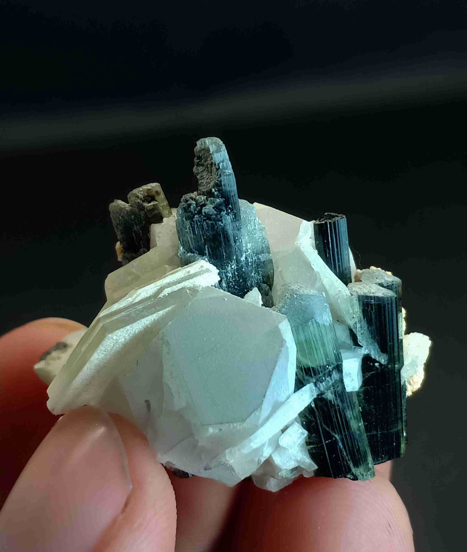 21 Gram Very Amazing Natural Green Cap Tourmaline: Title: 21 Gram Very Amazing Natural Green Cap Tourmaline With Quartz And Mica Specimen Treatment: Natural Gemstones: Tourmaline Weight: 21 Gram Size/Dimensions: 33x29x24 mm Origin: Pakistan Reserve: $