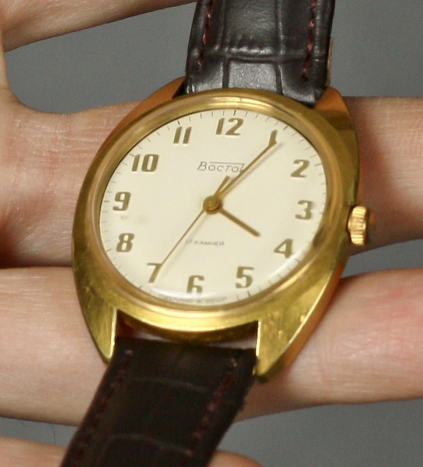 Wostok Vintage Men Wrist Watch Russian Antique Watches: Materials Band material: Leather Gold, Stainless steel Wostok vintage men wrist watch russian antique unisex white USSR watches. Beautiful vintage Men Wrist Watch Wostok with 70-ies. This is one of th