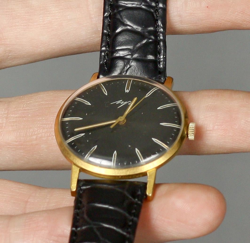 Luch vintage men wrist watch russian antique unisex: Materials Band material: Leather Gold, Stainless steel Luch vintage men wrist watch russian antique unisex white USSR watches. Vintage Luch watch, Luch Watch, Soviet watch Luch, Russian watch Luch, re