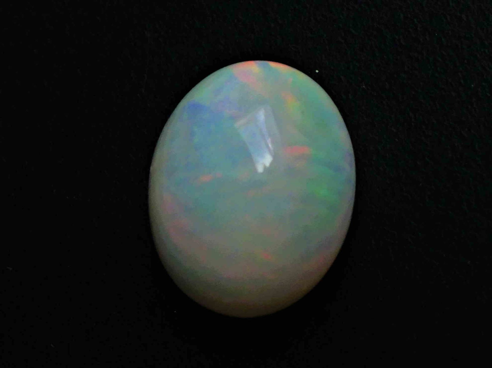 OPAL WELO 2.25 ct **PLAY OF COLOR EFFECT** (1 of 1)