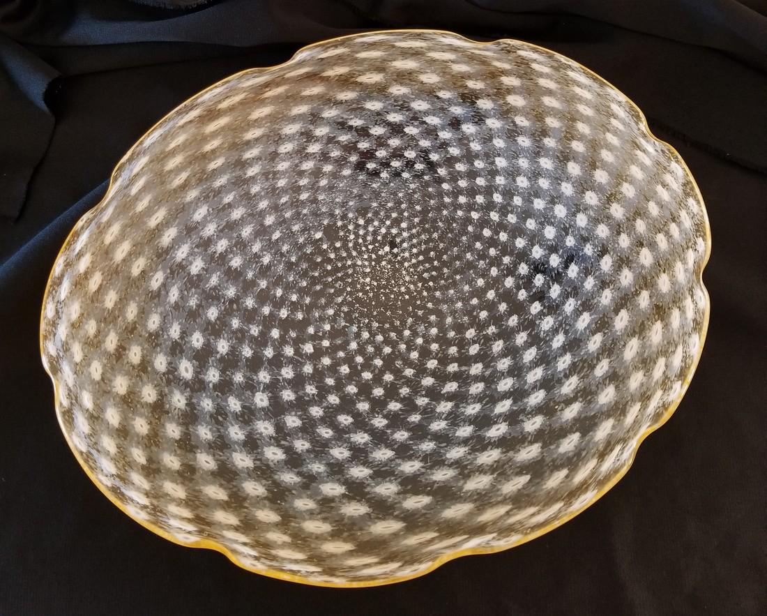 Mid Century Barbini Murano Flat Bowl: Title: Mid Century Barbini Murano Flat Bowl Maker: Alfredo Barbini Origin: Italy Date/Period: 1960s Materials:Glass Size:12 x 9.5 x 2 inches Description:Beautiful, art deco design, colored in light or