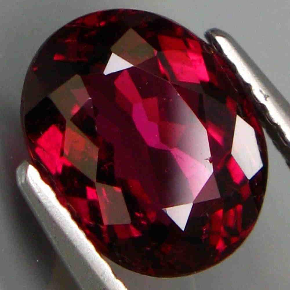 1,90 ct Natural Top Red Pink Tourmaline(rubellite) 1,90 (1 of 2)