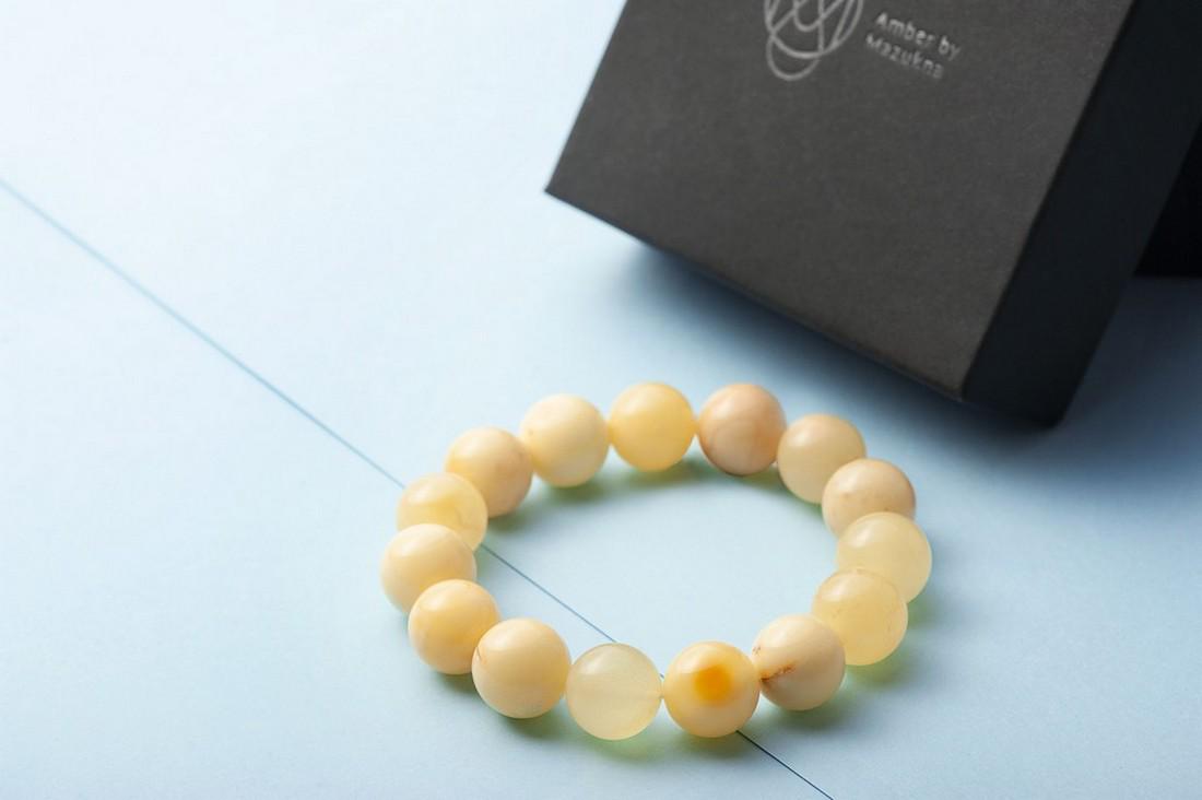 Natural Baltic Amber Bracelet (1 of 2)
