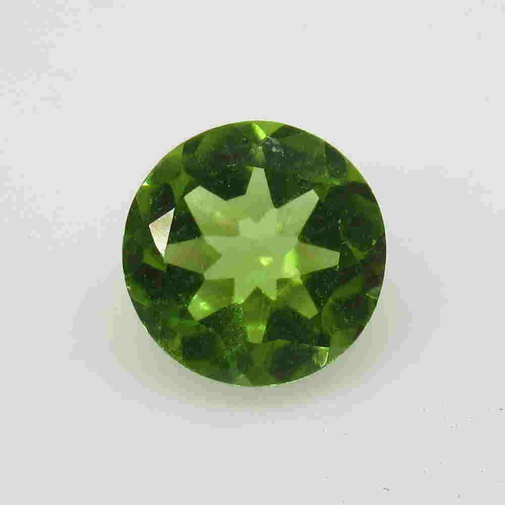 1.33 Ctw Natural Pakistan Peridot Round Cut: No Reserve! Title: 1.33 Ctw Natural Pakistan Peridot Round Cut Stone Clarity: VVS Gemstones: Peridot Carat Weights: 1.33 Size/Dimensions: 7.20 x 7.20 x 4.00 mm Additional Information: Top Class Luster