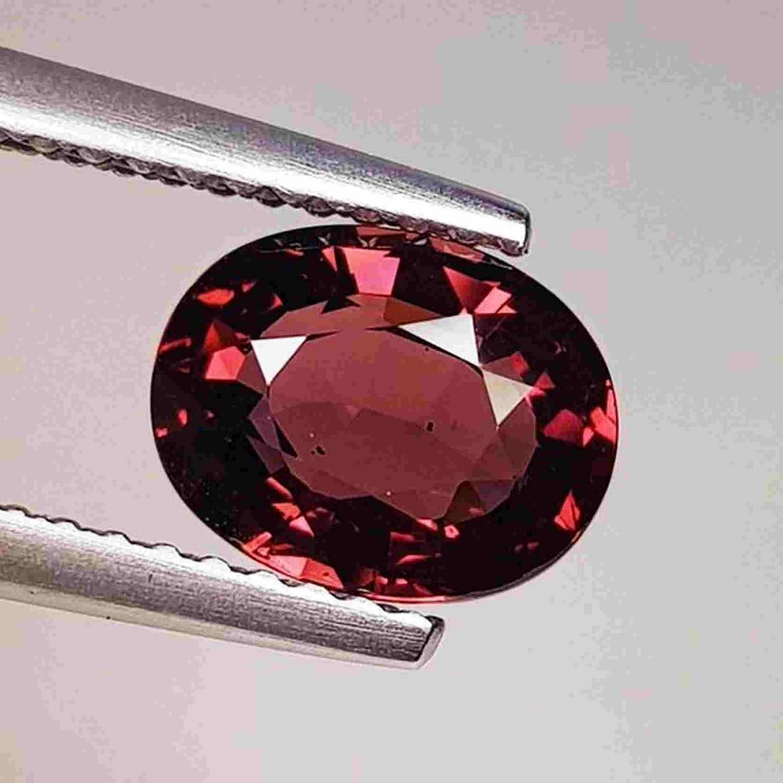 Natural Rhodolite Garnet Oval Cut 1.92 ct: No Reserve! Title: Natural Rhodolite Garnet Oval Cut 1.92 ct Color/Clarity: VVS - VS Type: Gemstones Carat Weight: 7.4 Dimensions: 8.00 x 6.30 x 4.10 Additional Information: Oval - Burma Shipping: