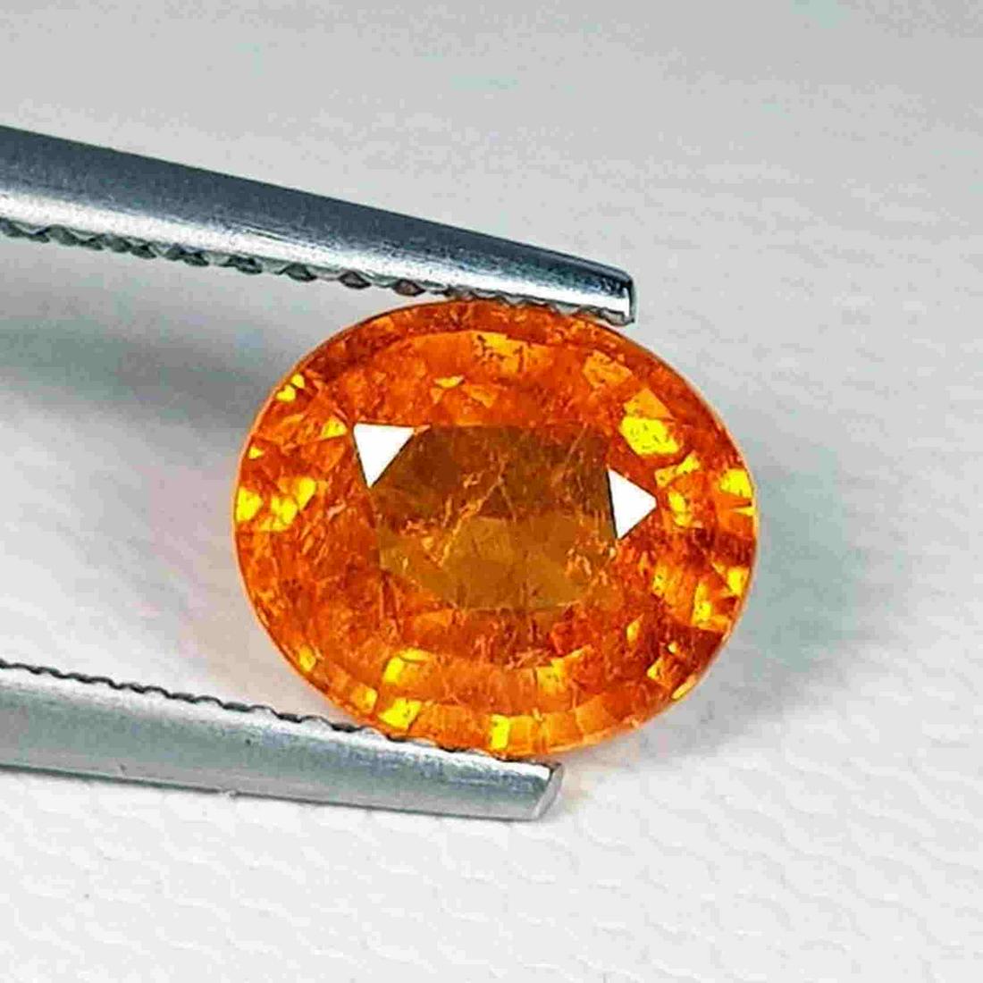 Natural Spessartite Garnet Oval Cut - 2.11 ct (1 of 6)