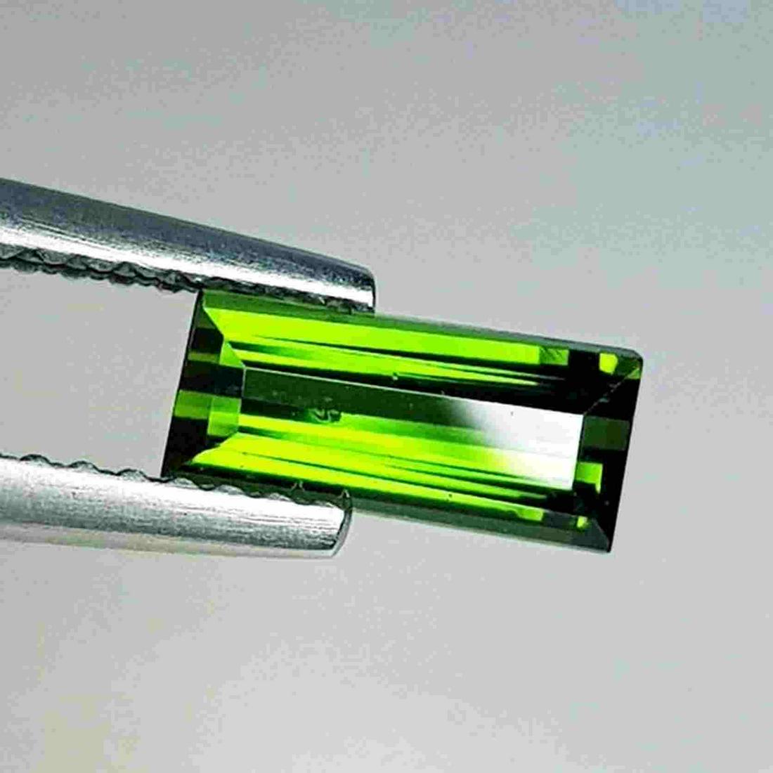 0.90 ct Natural Tourmaline Rectangular Cut (1 of 6)