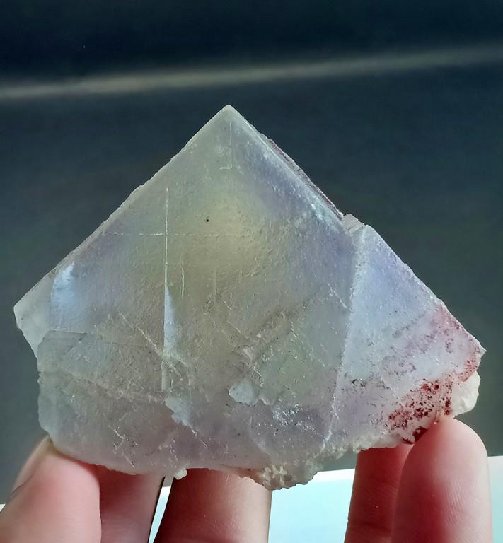 252 Gram Very Intersting Natural Color Change Fluorite: Title: 252 Gram Very Intersting Natural Color Change Fluorite Specimen Treatment: Natural Gemstones: Fluorite Weight: 252 Gram Size/Dimensions: 74x61x52 mm Origin: Pakistan Reserve: $15.00 Shipping: