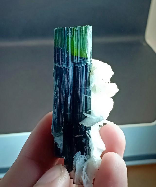 41 Gram Amazing Natural Green Cap Tourmaline With: Title: 41 Gram Amazing Natural Green Cap Tourmaline With Albite Specimen Treatment: Natural Gemstones: Tourmaline Weight: 41 Gram Size/Dimensions: 71x29x25 mm Origin: Pakistan Reserve: $50.00 Shipping